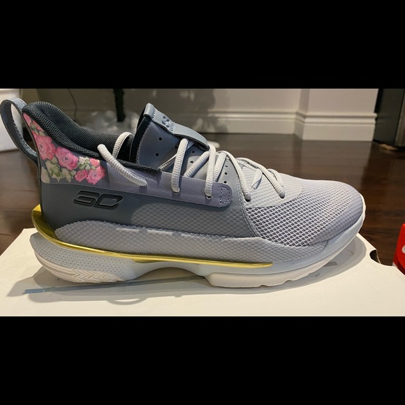 shoes - Picture 5 of 5